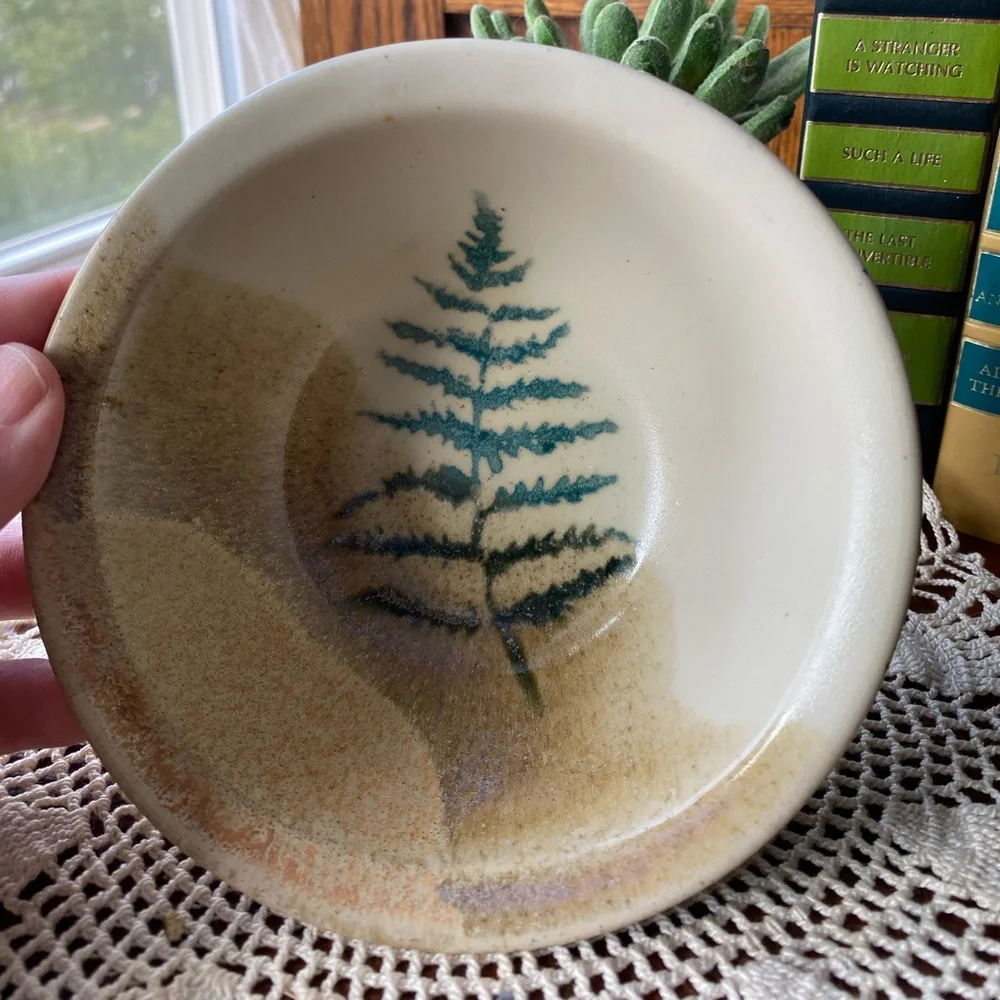Studio Pottery Fern Dish EUC Signed